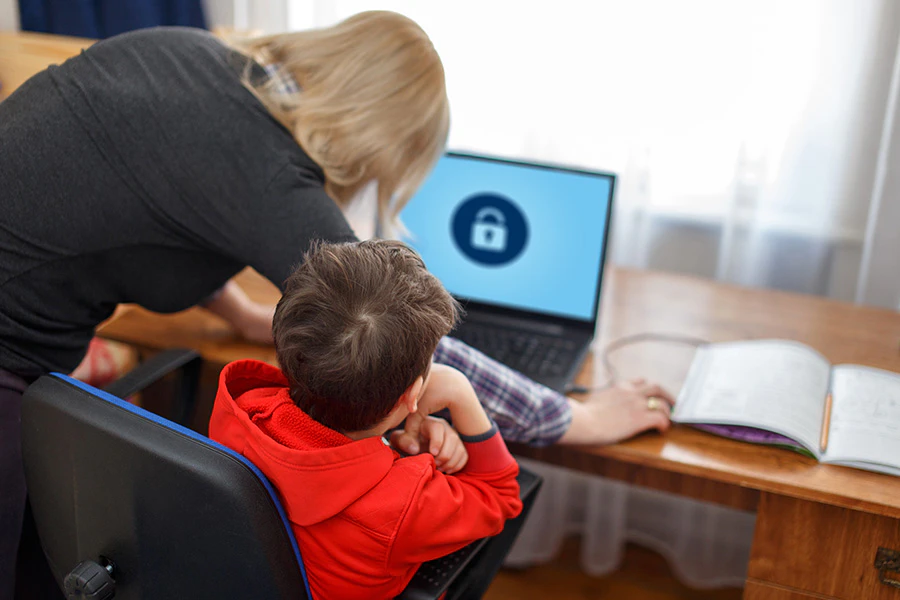 Comment configurer le contrôle parental sur Google Home ? - e-Enfance